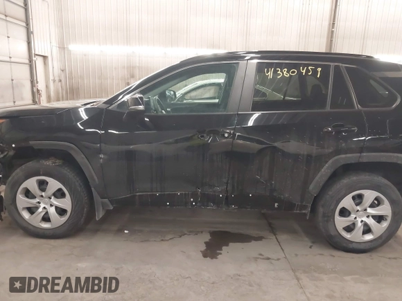 2021 Toyota RAV4 LE with VIN 2T3G1RFV6MC171289, listed as a IAAI auction lot 41380459 with 42,220 mi miles. Bid and sale history available at carsss.com. Image 15.