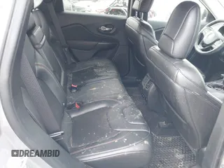 2019 Jeep Cherokee Trailhawk with VIN 1C4PJMBX5KD103259, listed as a IAAI auction lot 41704861 with 39,923 mi miles and . Bid and sale history available at DreamBid. Image 8.