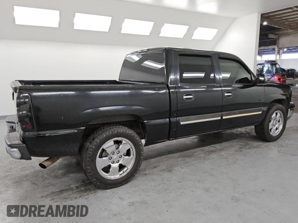 2006 Chevrolet Silverado 1500 LT1 with VIN 2GCEC13Z761357296, listed as a Copart auction lot 86315924 with 262,396 mi miles and Clean Title. Bid and sale history available at carsss.com. Image 3.