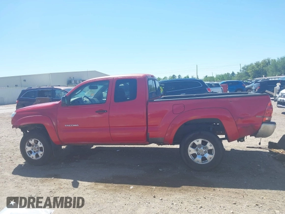 2007 Toyota Tacoma PreRunner with VIN 5TETU62N57Z327954, listed as a IAAI auction lot 41974940 with 290,965 mi miles. Bid and sale history available at carsss.com. Image 15.