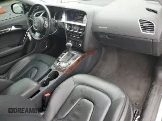 2015 Audi A5 Premium Plus z VIN WAUMFAFR1FA050448, wystawiony jako Copart lot #55596695 z przebiegiem 77 154 mil mil oraz Szkoda całkowita • Salvage title. Historia ofert i sprzedaży dostępna na DreamBid. Obrazek 8.
