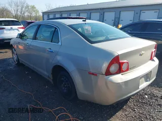 2009 Chevrolet Malibu LTZ with VIN 1G1ZK57B19F178640, listed as a IAAI auction lot 41988340 with 186,941 mi miles and . Bid and sale history available at DreamBid. Image 3.