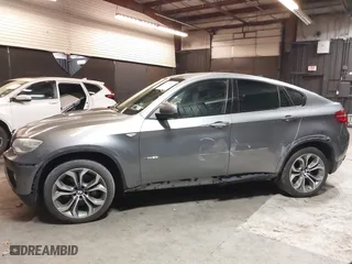 2014 BMW X6 50i with VIN 5UXFG8C55EL592995, listed as a IAAI auction lot 41724960 with 137,112 mi miles. Bid and sale history available at carsss.com. Image 6.