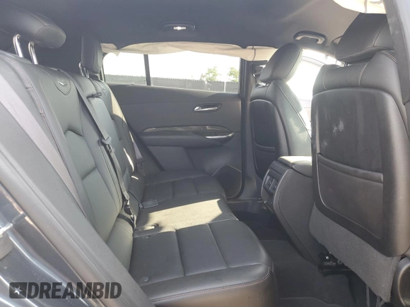 2019 Cadillac XT4 FWD Sport z VIN 1GYFZER47KF103820, wystawiony jako Copart lot #58593665 z przebiegiem 53 285 mil mil oraz Tytuł czysty. Historia ofert i sprzedaży dostępna na DreamBid. Obrazek 11.
