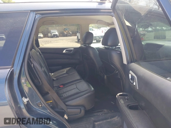 2014 Nissan Pathfinder SV with VIN 5N1AR2MM4EC637171, listed as a IAAI auction lot 42165474 with 152,543 mi miles. Bid and sale history available at carsss.com. Image 8.