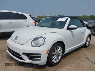 2019 Volkswagen Beetle S с VIN 3VW5DAAT1KM500920, выставлен на аукционе IAAI как лот 42401666 с пробегом Не указан миль и . История ставок и продаж доступна на DreamBid. Изображение 2.