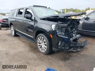 2021 GMC Yukon XL Denali with VIN 1GKS2JKLXMR357630, listed as a IAAI auction lot 40387131 with 1 mi miles. Bid and sale history available at carsss.com. Image 1.