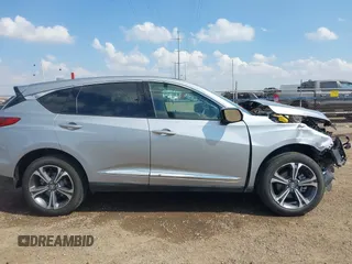 2022 Acura RDX w/Advance Package with VIN 5J8TC2H72NL002017, listed as a IAAI auction lot 41531987 with 34,197 mi miles. Bid and sale history available at carsss.com. Image 13.