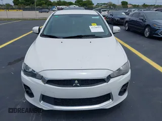 2016 Mitsubishi Lancer ES z VIN JA32U2FU7GU000923, wystawiony jako IAAI lot #42238951 z przebiegiem 134 955 mil mil oraz . Historia ofert i sprzedaży dostępna na DreamBid. Obrazek 12.