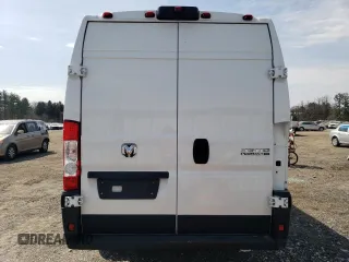 2025 Ram ProMaster Cargo Tradesman with VIN 3C6MRVJG9SE517735, listed as a Copart auction lot 51207475 with 9,208 mi miles and Clean Title. Bid and sale history available at DreamBid. Image 6.