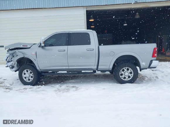 2022 Ram 2500 Laramie with VIN 3C6UR5FL6NG184134, listed as a IAAI auction lot 41228038 with 95,631 mi miles. Bid and sale history available at carsss.com. Image 14.