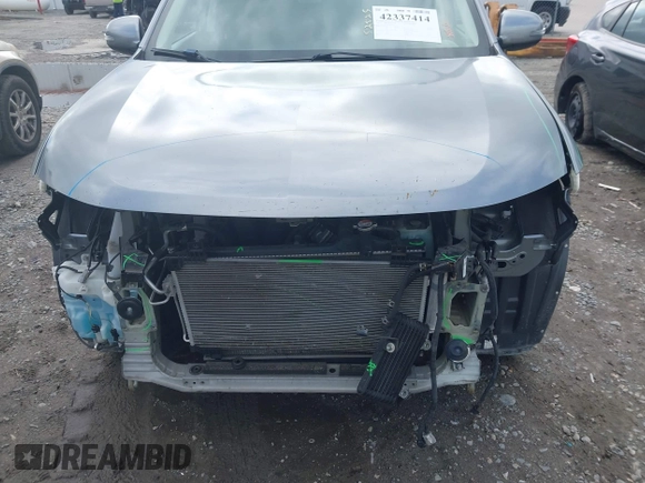 2017 Mitsubishi Outlander SE with VIN JA4AD3A35HZ057699, listed as a IAAI auction lot 42337414 with 85,950 mi miles and . Bid and sale history available at DreamBid. Image 13.