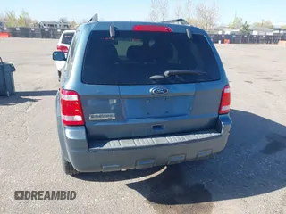 2011 Ford Escape XLT with VIN 1FMCU0D79BKB52998, listed as a IAAI auction lot 41980154 with 175,375 mi miles. Bid and sale history available at carsss.com. Image 6.