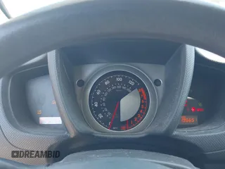 2010 Scion xD z VIN JTKKU4B40AJ054083, wystawiony jako IAAI lot #42449812 z przebiegiem 196 651 mil mil oraz . Historia ofert i sprzedaży dostępna na DreamBid. Obrazek 7.