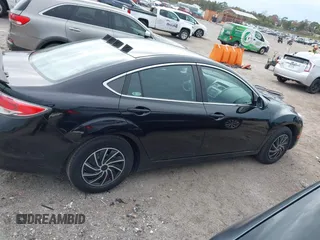 2011 Mazda Mazda6 i Sport with VIN 1YVHZ8BH8B5M19286, listed as a IAAI auction lot 41356987 with 103,487 mi miles. Bid and sale history available at carsss.com. Image 13.