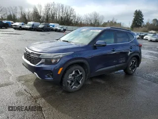 2024 Kia Seltos EX z VIN KNDERCAA9R7615865, wystawiony jako Copart lot #46858175 z przebiegiem 12 494 mil mil oraz Szkoda całkowita • Salvage title. Historia ofert i sprzedaży dostępna na DreamBid. Obrazek 1.