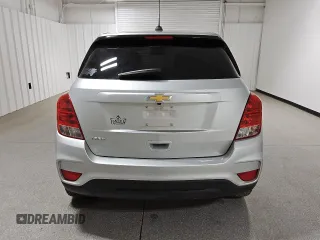 2020 Chevrolet Trax LS with VIN KL7CJKSB3LB027381, listed as a Copart auction lot 43822765 with 148,444 mi miles and Clean Title. Bid and sale history available at carsss.com. Image 6.