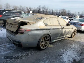 2021 BMW M5 with VIN WBS83CH06MCG88652, listed as a Copart auction lot 86330974 with 0 mi miles and Salvage Title. Bid and sale history available at carsss.com. Image 3.