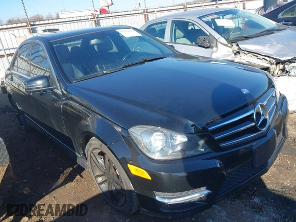 2014 Mercedes-Benz C-Class C 250 Sport with VIN WDDGF4HB6ER320555, listed as a IAAI auction lot 41339486 with 77,886 mi miles. Bid and sale history available at carsss.com. Image 1.