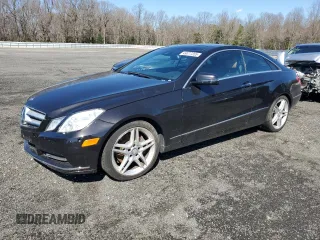 2013 Mercedes-Benz E-Class E 350 with VIN WDDKJ8JB4DF215376, listed as a Copart auction lot 49077205 with 0 mi miles and Non Repairable. Bid and sale history available at carsss.com. Image 1.