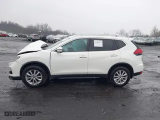 2017 Nissan Rogue SV with VIN 5N1AT2MVXHC881406, listed as a IAAI auction lot 41685473 with 69,206 mi miles. Bid and sale history available at carsss.com. Image 14.