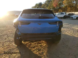 2023 Ford Mustang Mach-E Premium с VIN 3FMTK3SUXPMA56796, выставлен на аукционе Copart как лот 83476884 с пробегом 9 941 миль миль и Списание • Salvage title. История ставок и продаж доступна на DreamBid. Изображение 6.