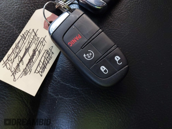 2017 Jeep Renegade Limited z VIN ZACCJBDB4HPE54095, wystawiony jako IAAI lot #41680686 z przebiegiem 110 123 mil mil oraz . Historia ofert i sprzedaży dostępna na DreamBid. Obrazek 11.