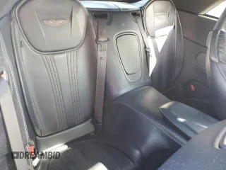 2020 Aston Martin DB11 z VIN SCFRMFCWXLGM08503, wystawiony jako Copart lot #42491235 z przebiegiem Nie podano mil oraz Szkoda całkowita • Salvage title. Historia ofert i sprzedaży dostępna na DreamBid. Obrazek 10.