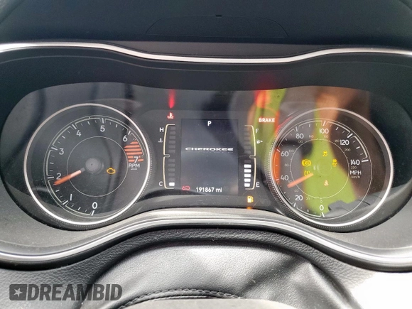 2019 Jeep Cherokee Latitude Plus z VIN 1C4PJLLB3KD301173, wystawiony jako Copart lot #52635575 z przebiegiem 191 867 mil mil oraz Czysty tytuł • Clean title. Historia ofert i sprzedaży dostępna na DreamBid. Obrazek 9.