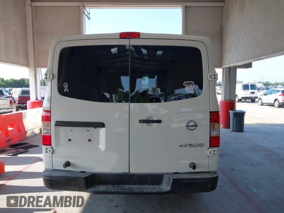 2019 Nissan NV Cargo S z VIN 1N6BF0KM6KN807312, wystawiony jako IAAI lot #42212923 z przebiegiem 211 162 mil mil oraz . Historia ofert i sprzedaży dostępna na DreamBid. Obrazek 16.