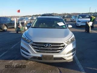 2018 Hyundai Tucson SEL with VIN KM8J3CA48JU762268, listed as a IAAI auction lot 41304445 with 71,958 mi miles and . Bid and sale history available at DreamBid. Image 12.