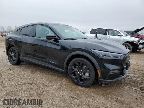 2024 Ford Mustang Mach-E Select z VIN 3FMTK1S53RMA41685, wystawiony jako Copart lot #54179025 z przebiegiem 175 mil mil oraz Szkoda całkowita • Salvage title. Historia ofert i sprzedaży dostępna na DreamBid. Obrazek 4.