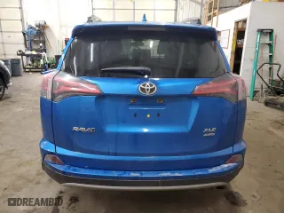 2018 Toyota RAV4 XLE with VIN JTMRFREV7JJ204188, listed as a Copart auction lot 43458905 with 93,102 mi miles and Salvage Title. Bid and sale history available at carsss.com. Image 6.