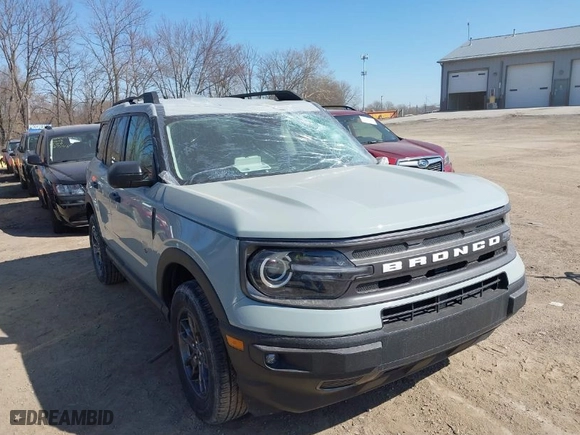 2021 Ford Bronco Sport Big Bend with VIN 3FMCR9B66MRB03207, listed as a IAAI auction lot 41755119 with 60,285 mi miles. Bid and sale history available at carsss.com. Image 1.