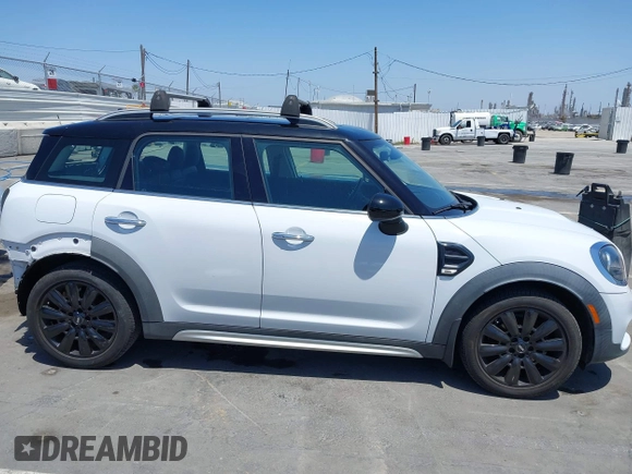 2017 MINI Countryman Cooper z VIN WMZYS7C38H3E07203, wystawiony jako IAAI lot #42272765 z przebiegiem 66 308 mil mil oraz . Historia ofert i sprzedaży dostępna na DreamBid. Obrazek 14.