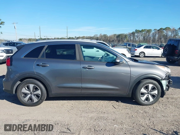 2017 Kia Niro FE with VIN KNDCB3LC7H5082788, listed as a IAAI auction lot 41429802 with 86,532 mi miles. Bid and sale history available at carsss.com. Image 13.