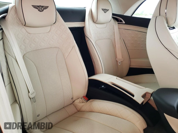 2023 Bentley Continental GT GT V8 z VIN SCBDG4ZGXPC005755, wystawiony jako Copart lot #62562783 z przebiegiem 459 mil mil oraz . Historia ofert i sprzedaży dostępna na DreamBid. Obrazek 10.