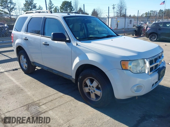 2010 Ford Escape XLT с VIN 1FMCU0D77AKD38652, выставлен на аукционе IAAI как лот 41264448 с пробегом 257 864 миль миль и . История ставок и продаж доступна на DreamBid. Изображение 1.