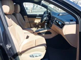 2021 Porsche Macan with VIN WP1AA2A58MLB04780, listed as a IAAI auction lot 41674377 with 55,946 mi miles and . Bid and sale history available at DreamBid. Image 5.