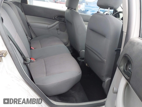 2005 Ford Focus S with VIN 3FAFP37N15R118435, listed as a IAAI auction lot 42671624 with 113,226 mi miles and . Bid and sale history available at DreamBid. Image 8.