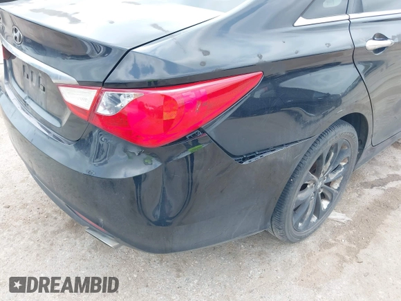 2011 Hyundai Sonata Limited with VIN 5NPEC4AC2BH095308, listed as a IAAI auction lot 41967278 with 283,995 mi miles and . Bid and sale history available at DreamBid. Image 13.