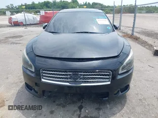 2012 Nissan Maxima SV z VIN 1N4AA5AP6CC803060, wystawiony jako IAAI lot #42335818 z przebiegiem 214 097 mil mil oraz . Historia ofert i sprzedaży dostępna na DreamBid. Obrazek 6.