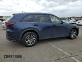 2024 Mazda CX-90 Preferred Plus z VIN JM3KKCHDXR1154791, wystawiony jako Copart lot #47757555 z przebiegiem 15 337 mil mil oraz Szkody całkowita. Historia ofert i sprzedaży dostępna na DreamBid. Obrazek 3.