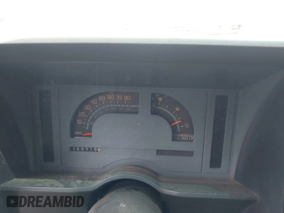 1989 GMC Sonoma with VIN 1GTBS14E7K8517217, listed as a IAAI auction lot 41789167 with 66,518 mi miles and . Bid and sale history available at DreamBid. Image 7.