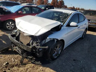 2018 Hyundai Elantra SEL z VIN 5NPD84LF8JH335531, wystawiony jako Copart lot #76745153 z przebiegiem 107 593 mil mil oraz Czysty tytuł • Clean title. Historia ofert i sprzedaży dostępna na DreamBid. Obrazek 1.