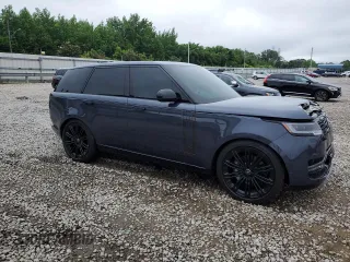 2025 Land Rover Range Rover SE with VIN SALKP9FU4SA284208, listed as a Copart auction lot 55233495 with 10,801 mi miles and Salvage title. Bid and sale history available at DreamBid. Image 4.