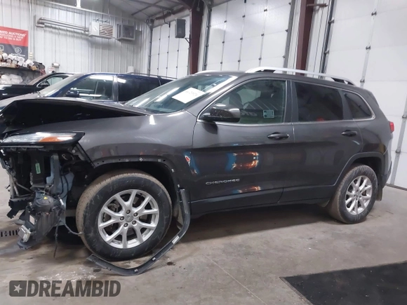 2018 Jeep Cherokee Latitude Plus with VIN 1C4PJMLX9JD556278, listed as a IAAI auction lot 41423924 with 55,941 mi miles. Bid and sale history available at carsss.com. Image 14.