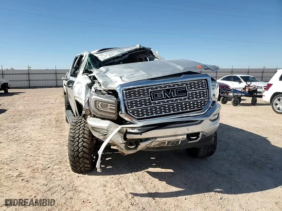 2018 GMC Sierra 1500 Denali with VIN 3GTU2PEJ7JG609430, listed as a Copart auction lot 81799314 with 0 mi miles and Salvage Title. Bid and sale history available at carsss.com. Image 11.