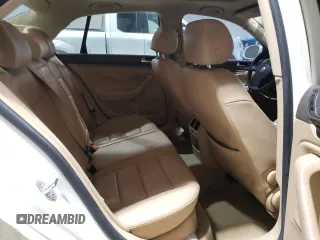 2006 Volkswagen Jetta 2.5L with VIN 3VWSF71K56M621057, listed as a Copart auction lot 45646075 with 198,098 mi miles and Salvage title. Bid and sale history available at DreamBid. Image 10.