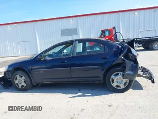 2001 Dodge Stratus z VIN 1B3EJ46X61N660807, wystawiony jako IAAI lot #42227735 z przebiegiem 151 568 mil mil oraz . Historia ofert i sprzedaży dostępna na DreamBid. Obrazek 14.